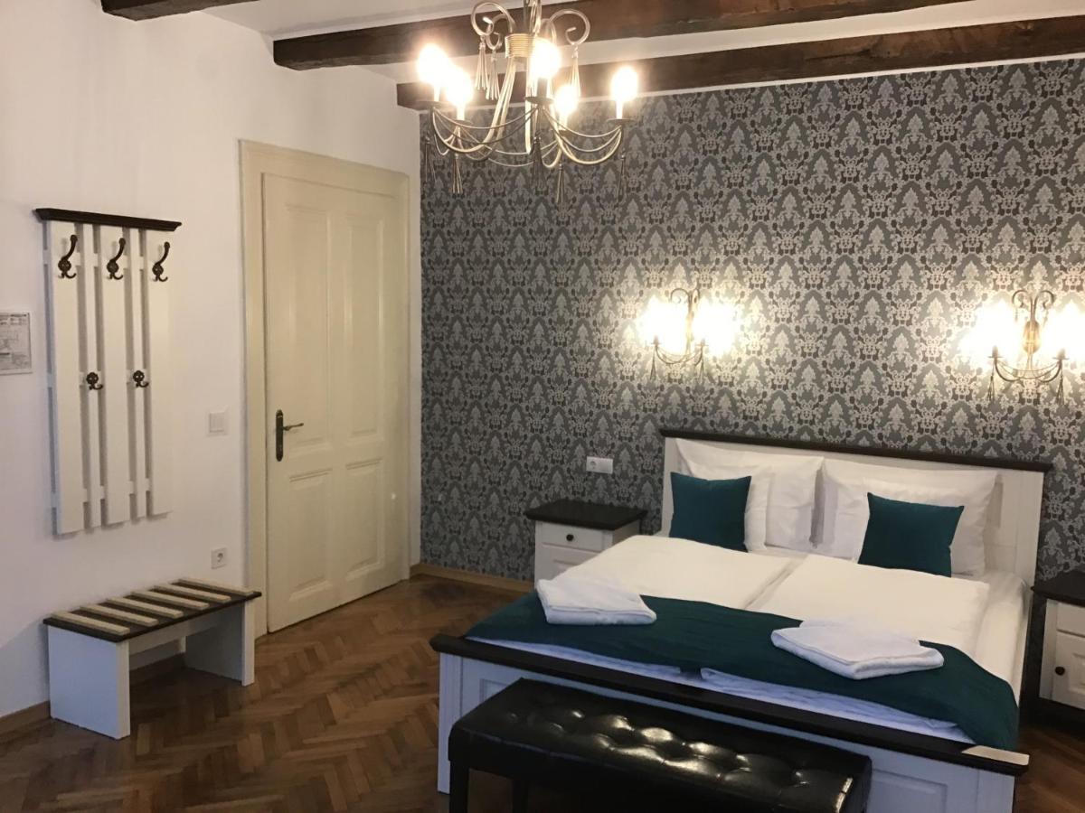 Casa Wagner Hotel Sibiu Exterior photo